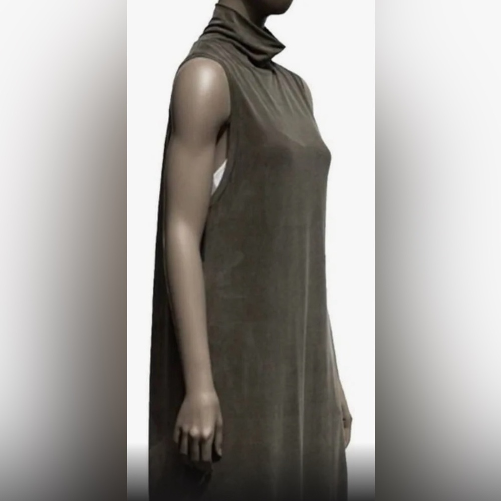 Lululemon lab black/gray turtleneck sleeveless dress